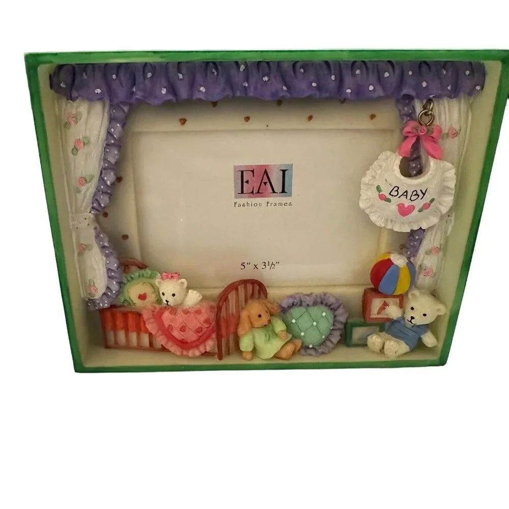 EAI Fashion‎ Frames Heavy Resin Shadowbox Frame New Baby Infant 3D Easel Hanging